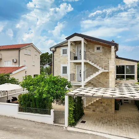 My Dalmatia Apartman Mrljane